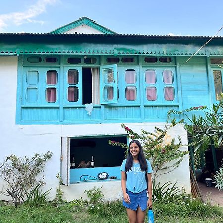 The Nook, Sainj Hostel Bagian luar foto