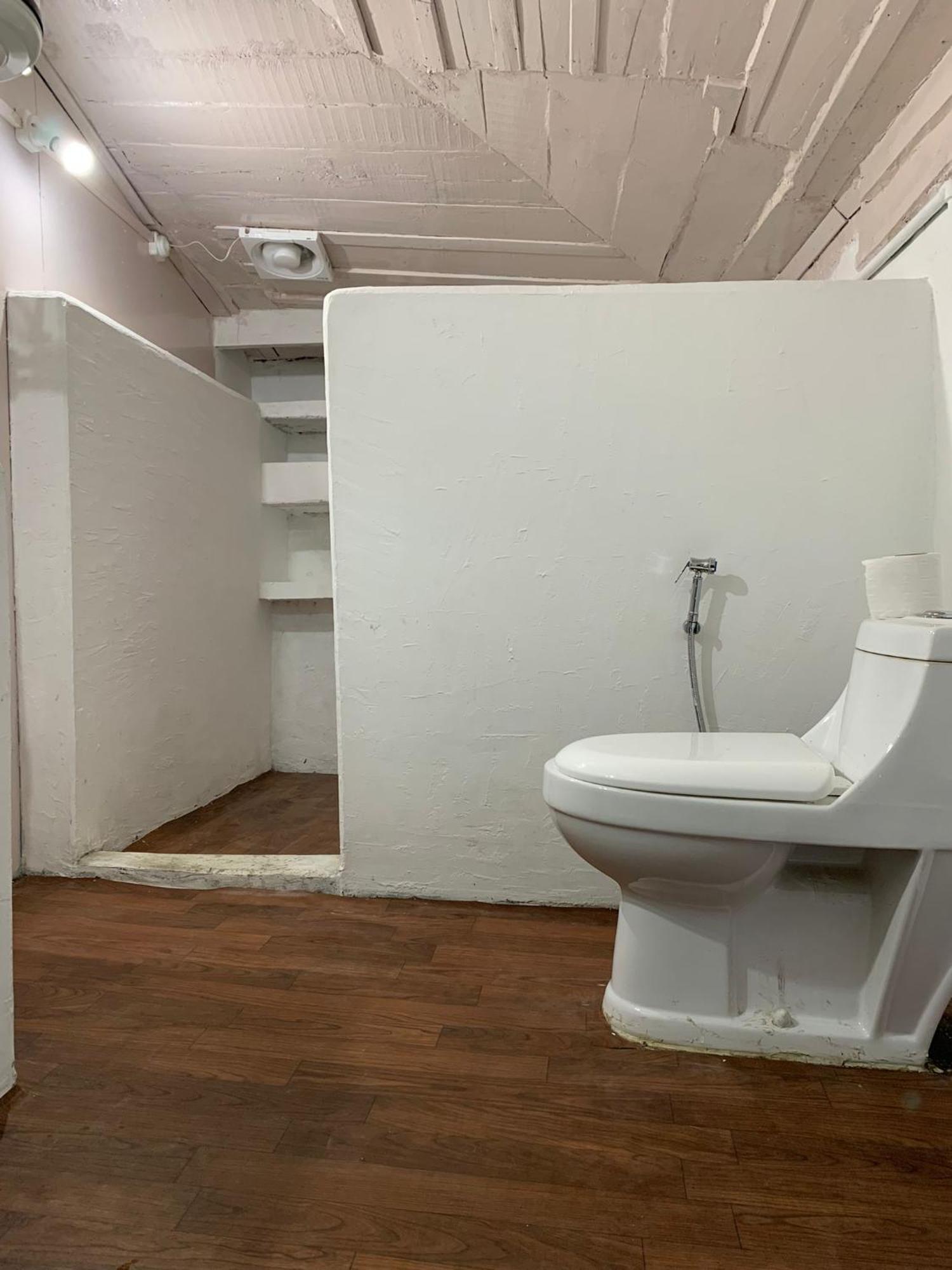 The Nook, Sainj Hostel Bagian luar foto